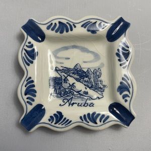 Vintage Delfts Blue Ceramic‎ Aruba Ashtray Made in Holland
